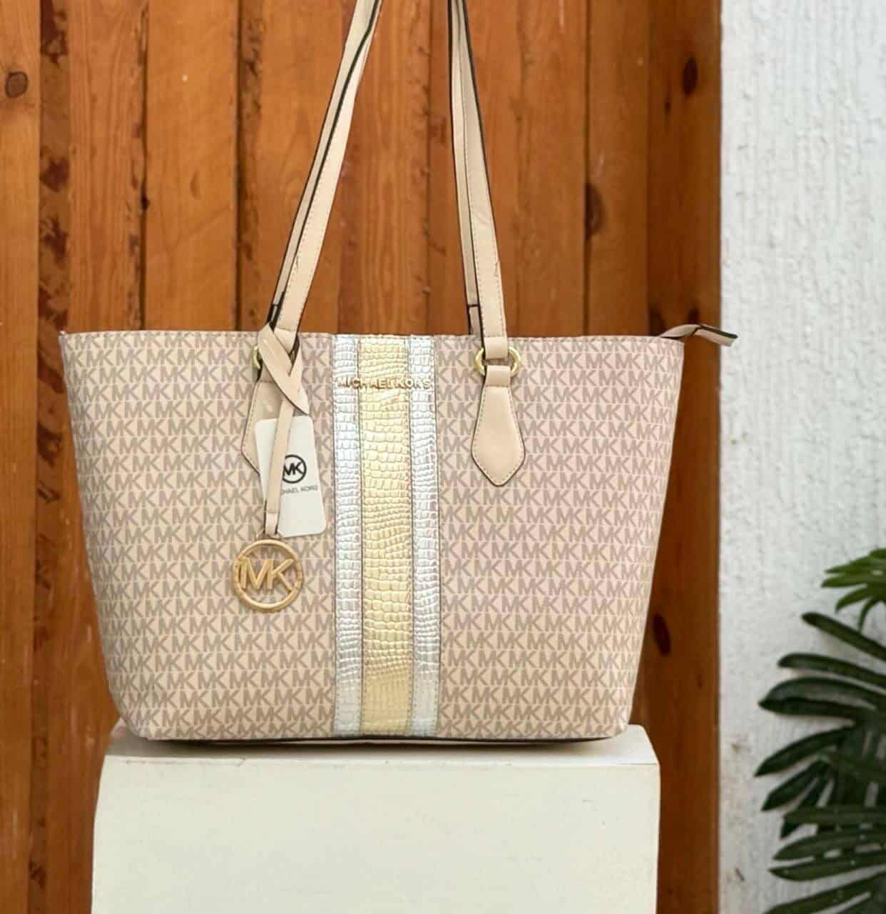 Michael Kors Jet Set Travel Tote Bag