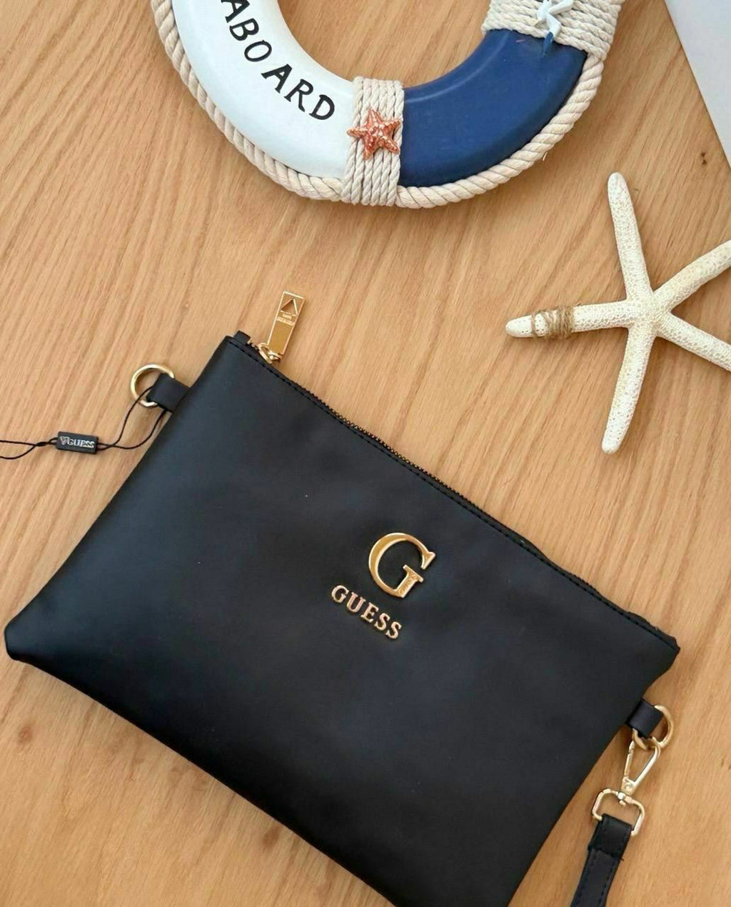 clutch hand bag guess