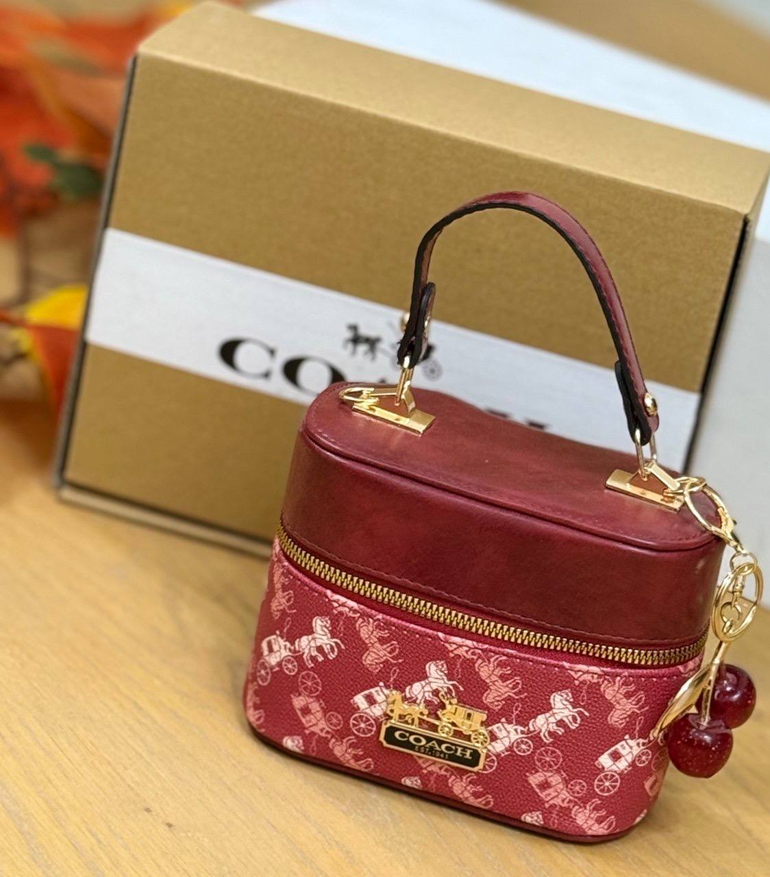 Coach Ace / Coach Ace Tote (Horse & Carriage)