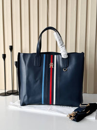 Tommy Hilfiger Signature Stripe Shoulder Bag - Original
