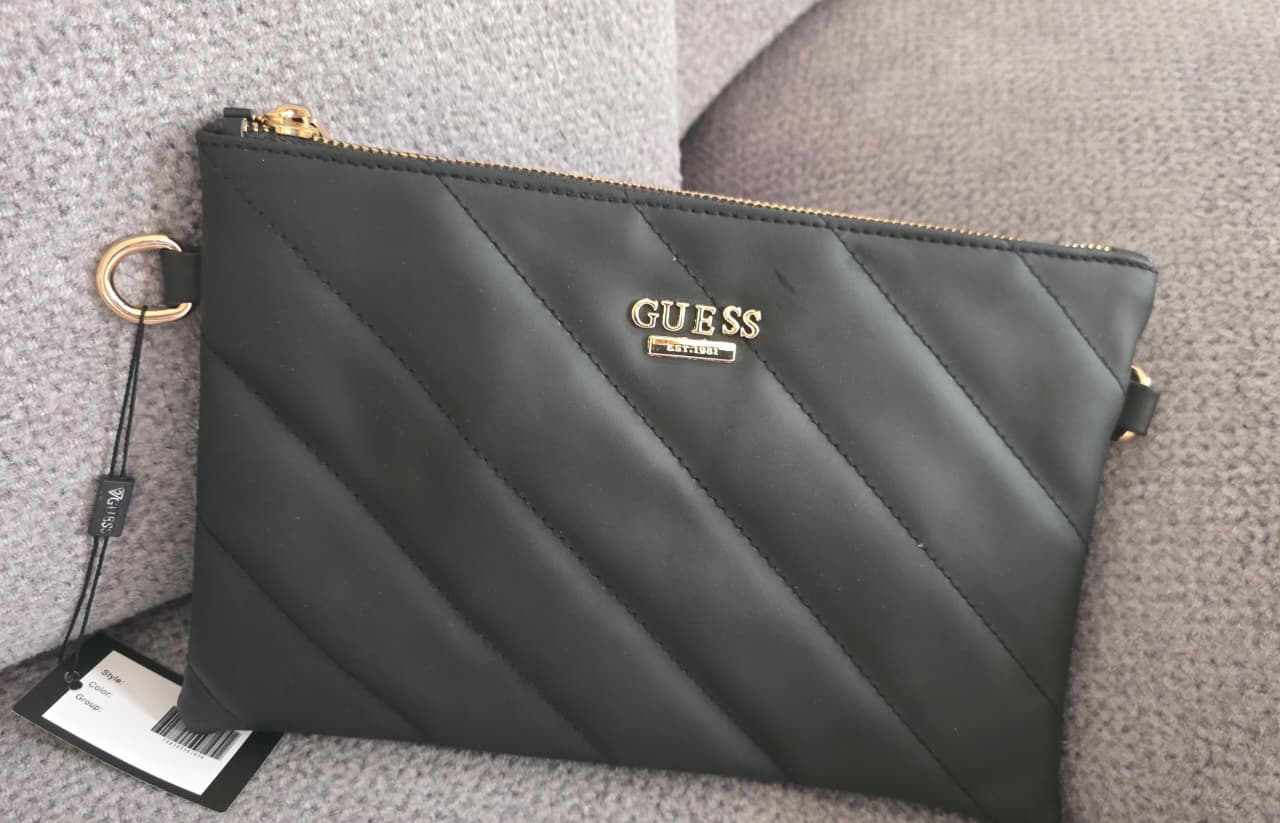 Guess clutch