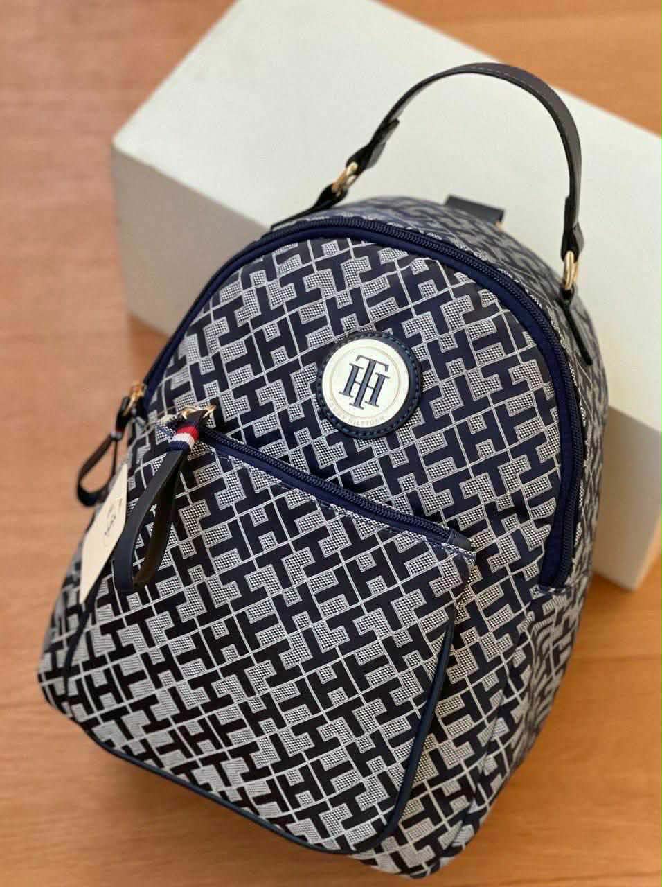 tommy back bag