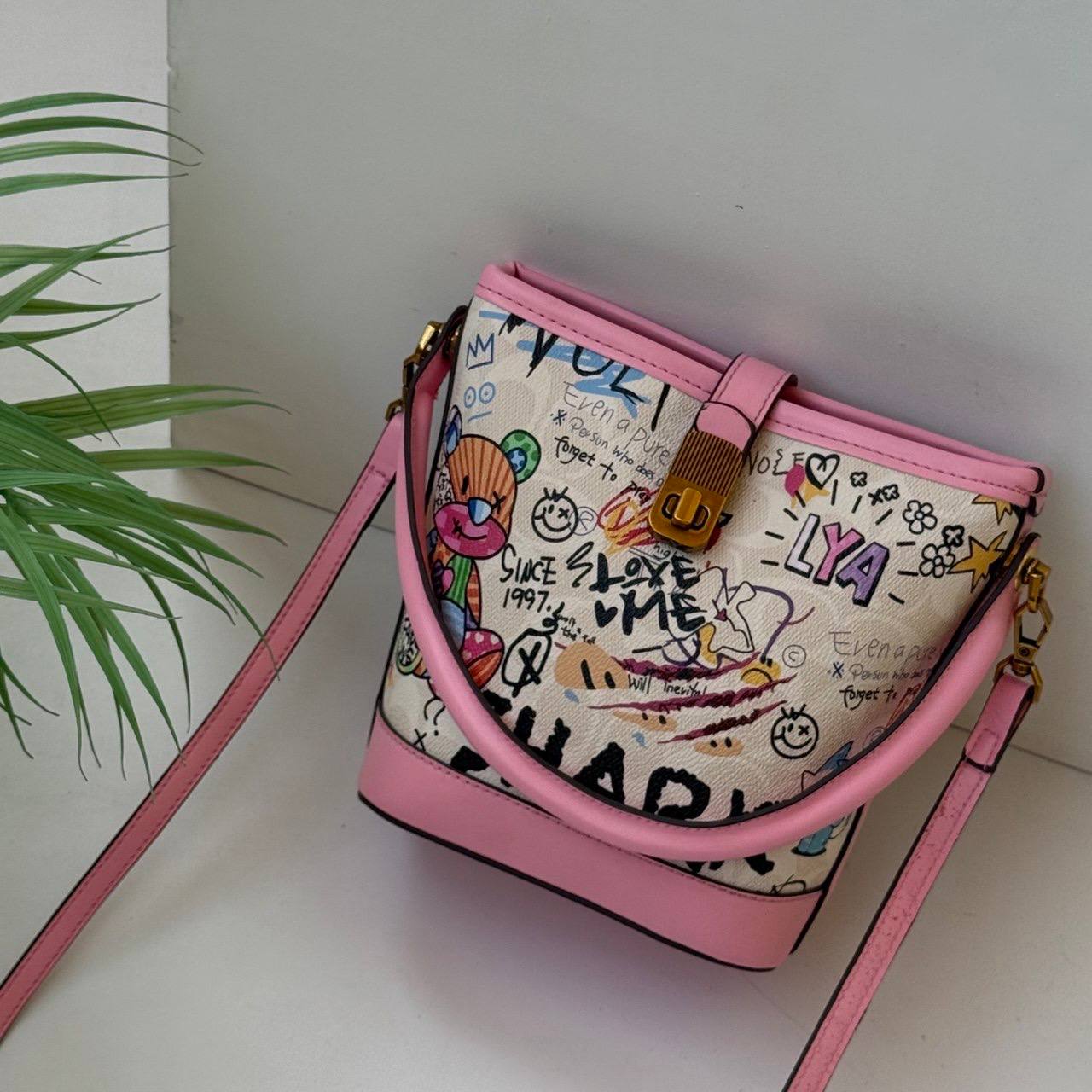 Graffiti Print Crossbody Bucket Bag