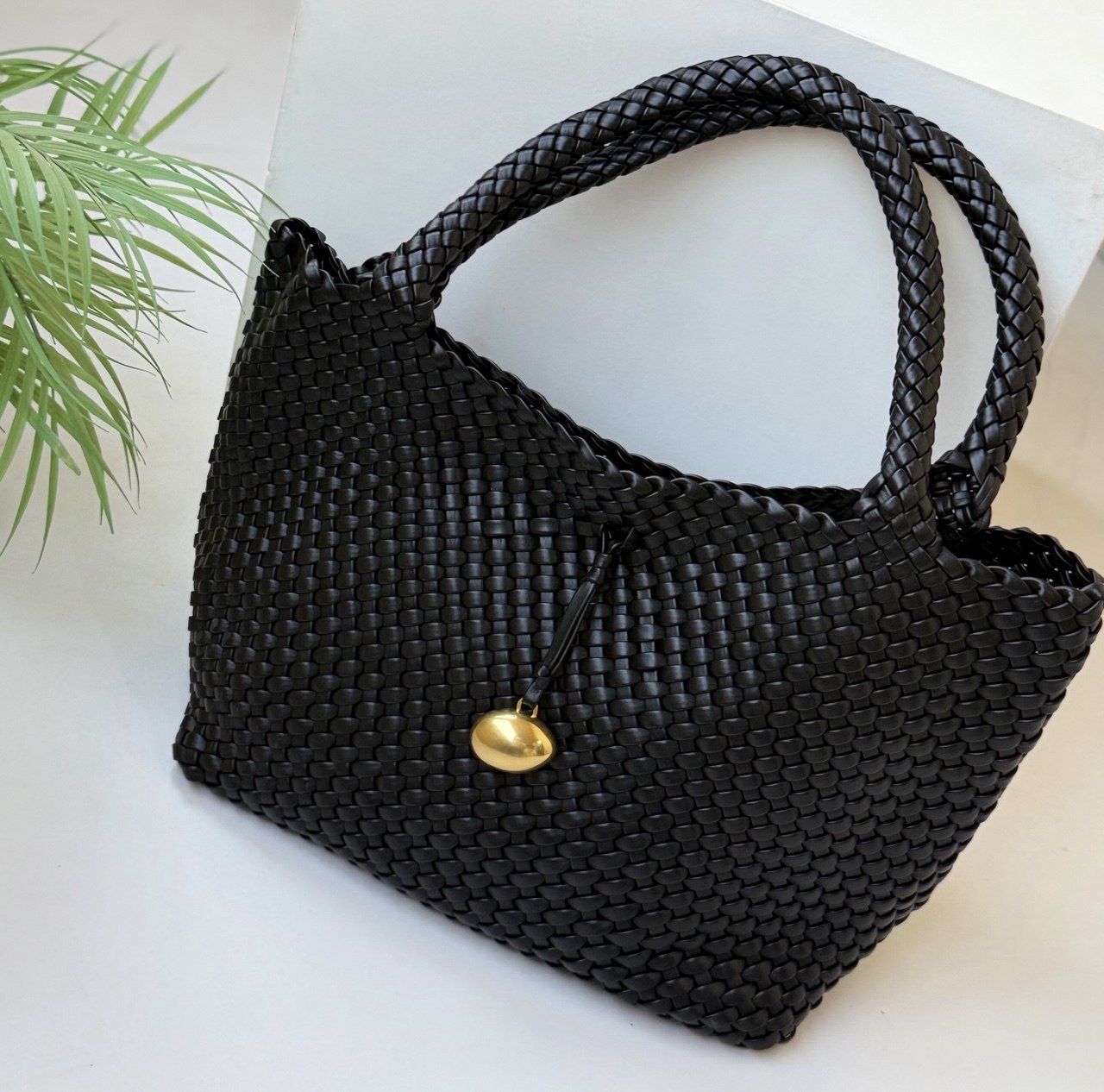 Woven Hobo Shoulder Bag - Mirror
