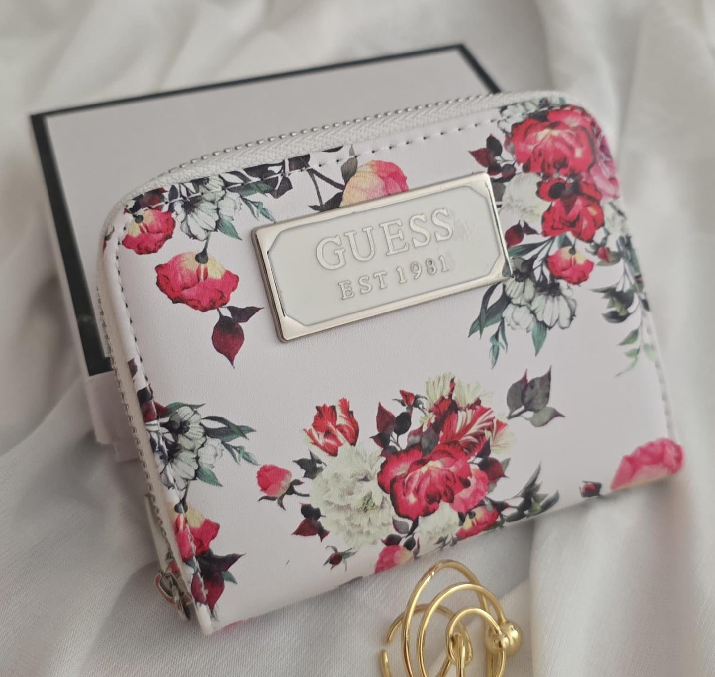 Guess Wallet - Mirror