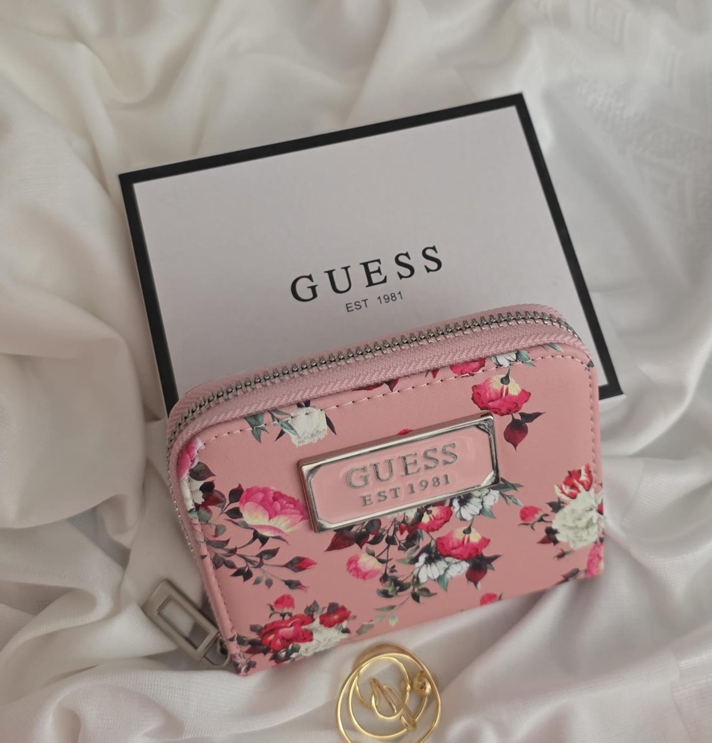 Guess Wallet - Mirror