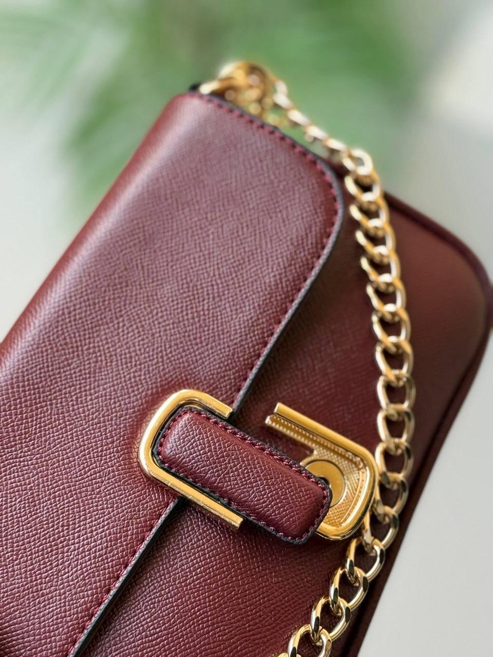 Marc Jacobs Mini Chain Crossbody Bag
