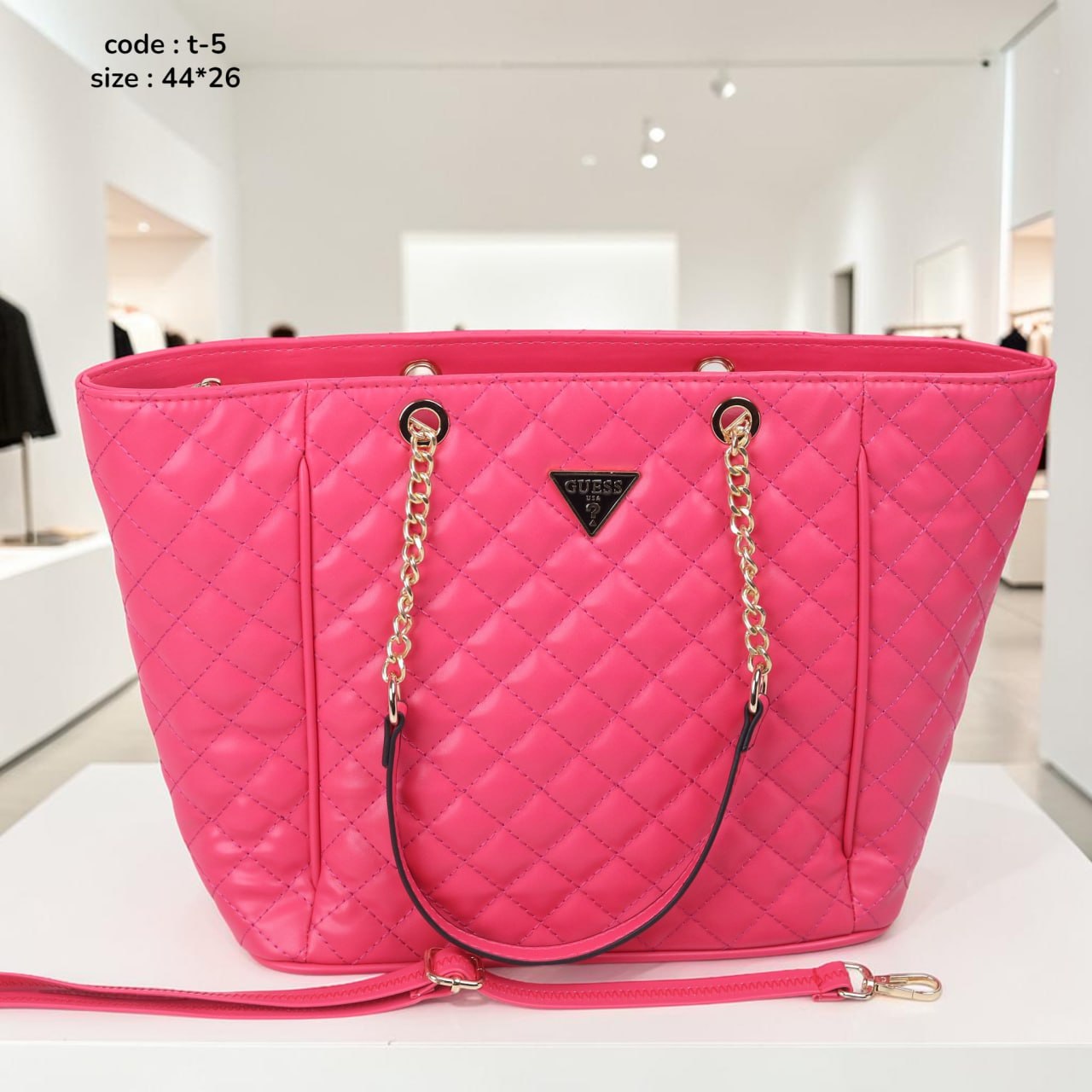 Guess Cessily Quilted Tote Bag - High copy