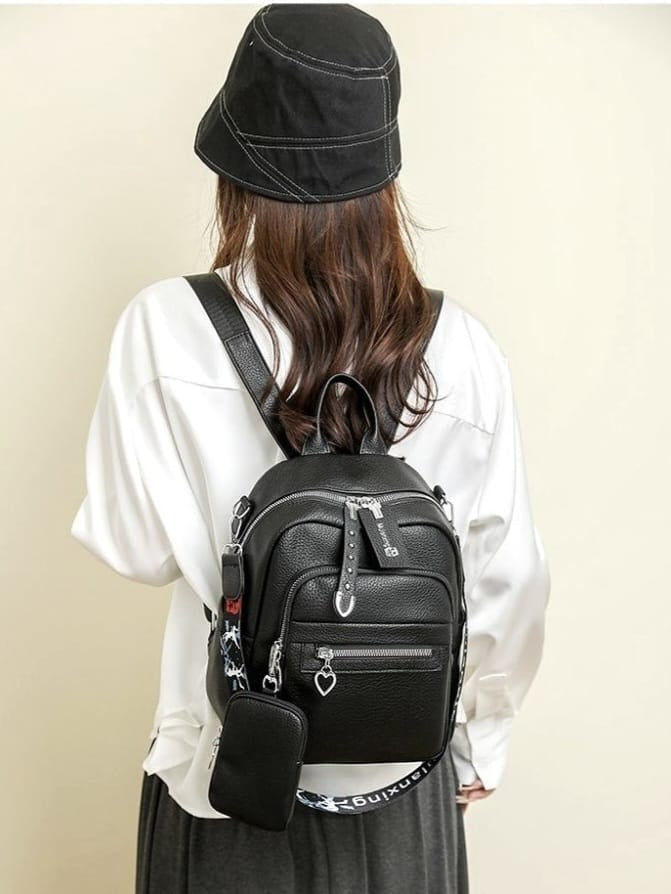 Urban Chic Pebbled Leather Backpack - Mirror - Code 11241