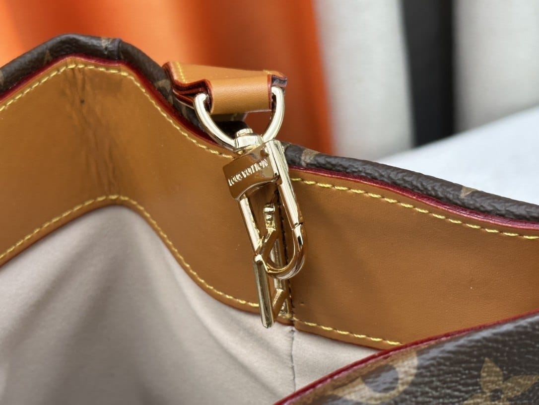 Louis Vuitton Tote Bag - Original