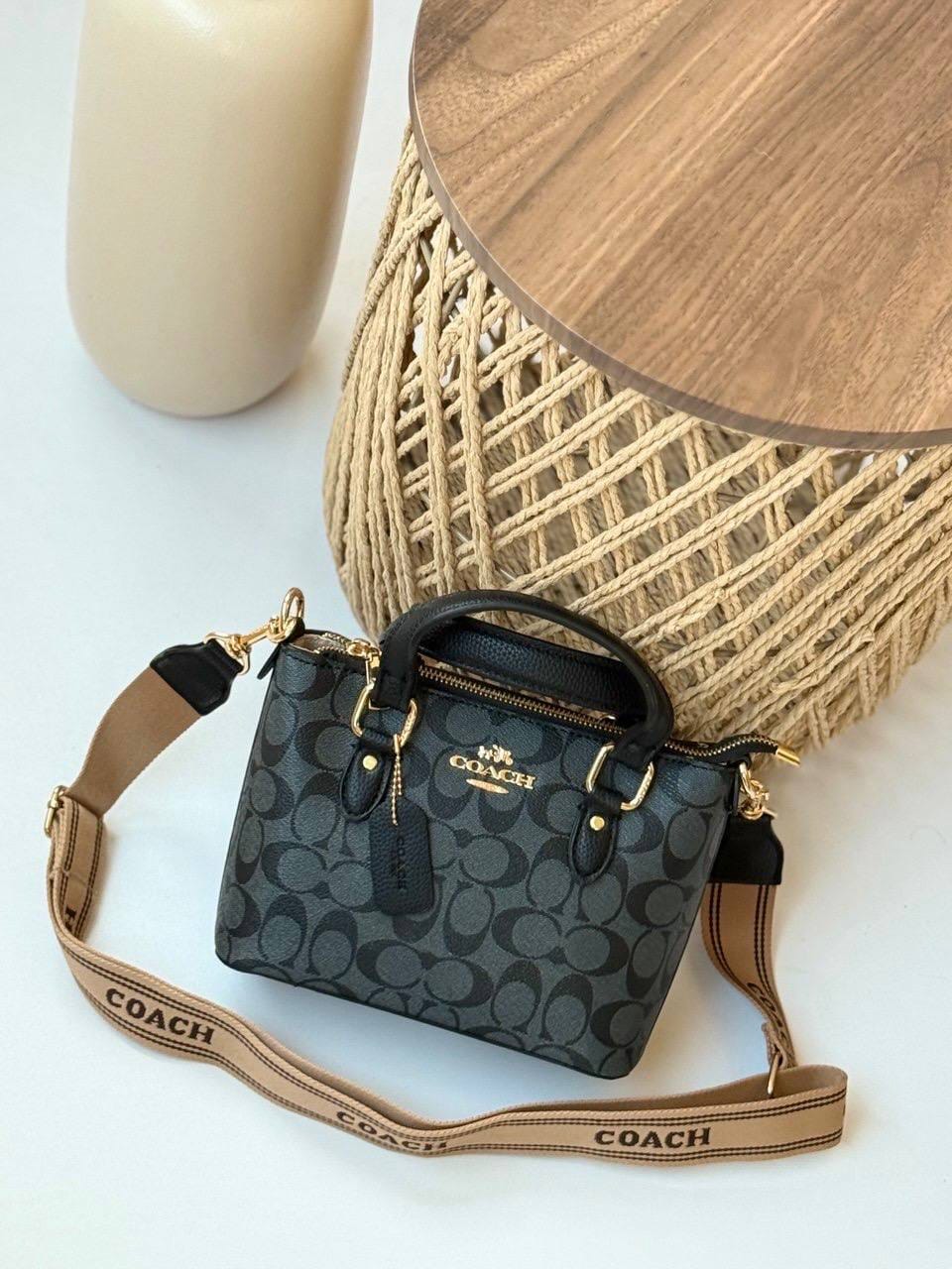 Coach Shoulder Bag - Code :  2246