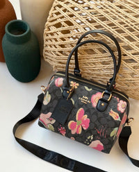 Coach Shoulder Bag - Code : 2719