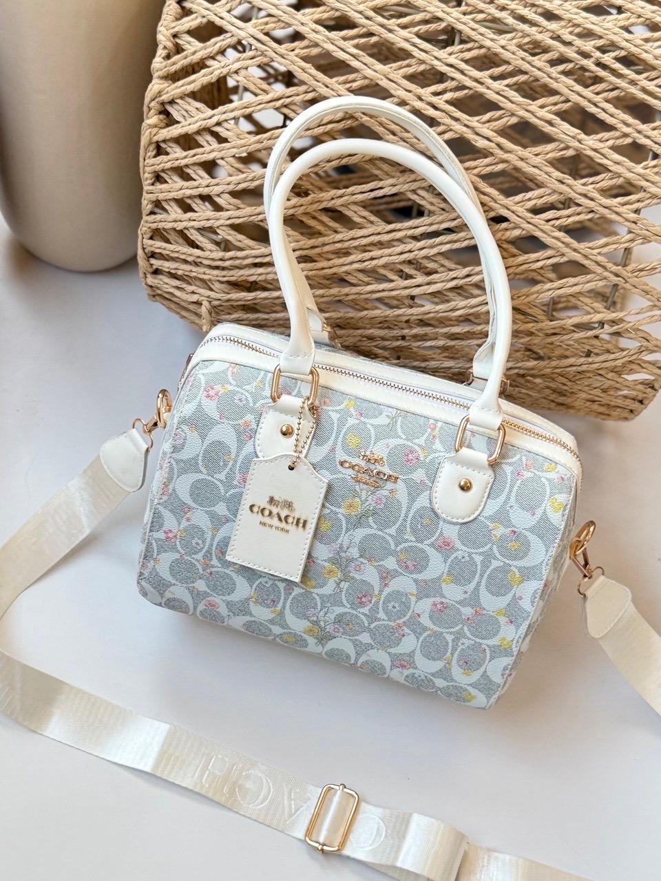 Coach Shoulder Bag - Code : 2719
