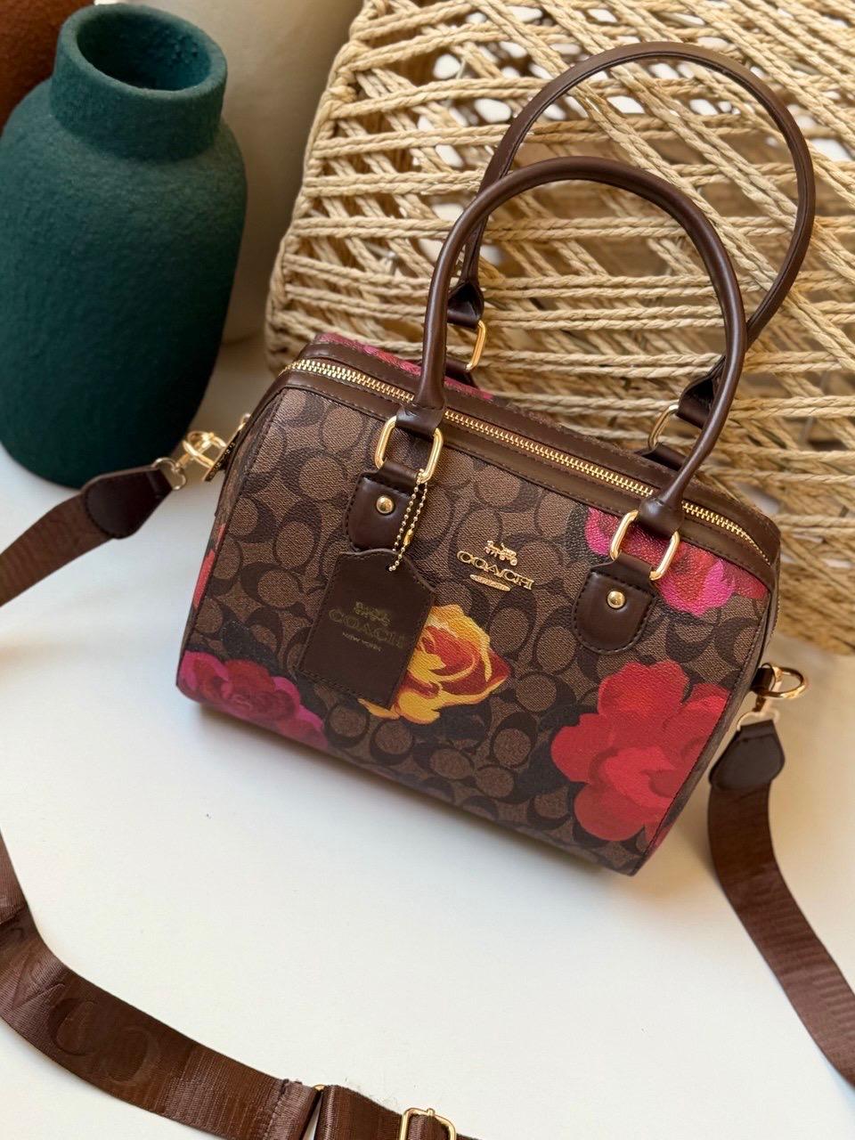 Coach Shoulder Bag - Code : 2719