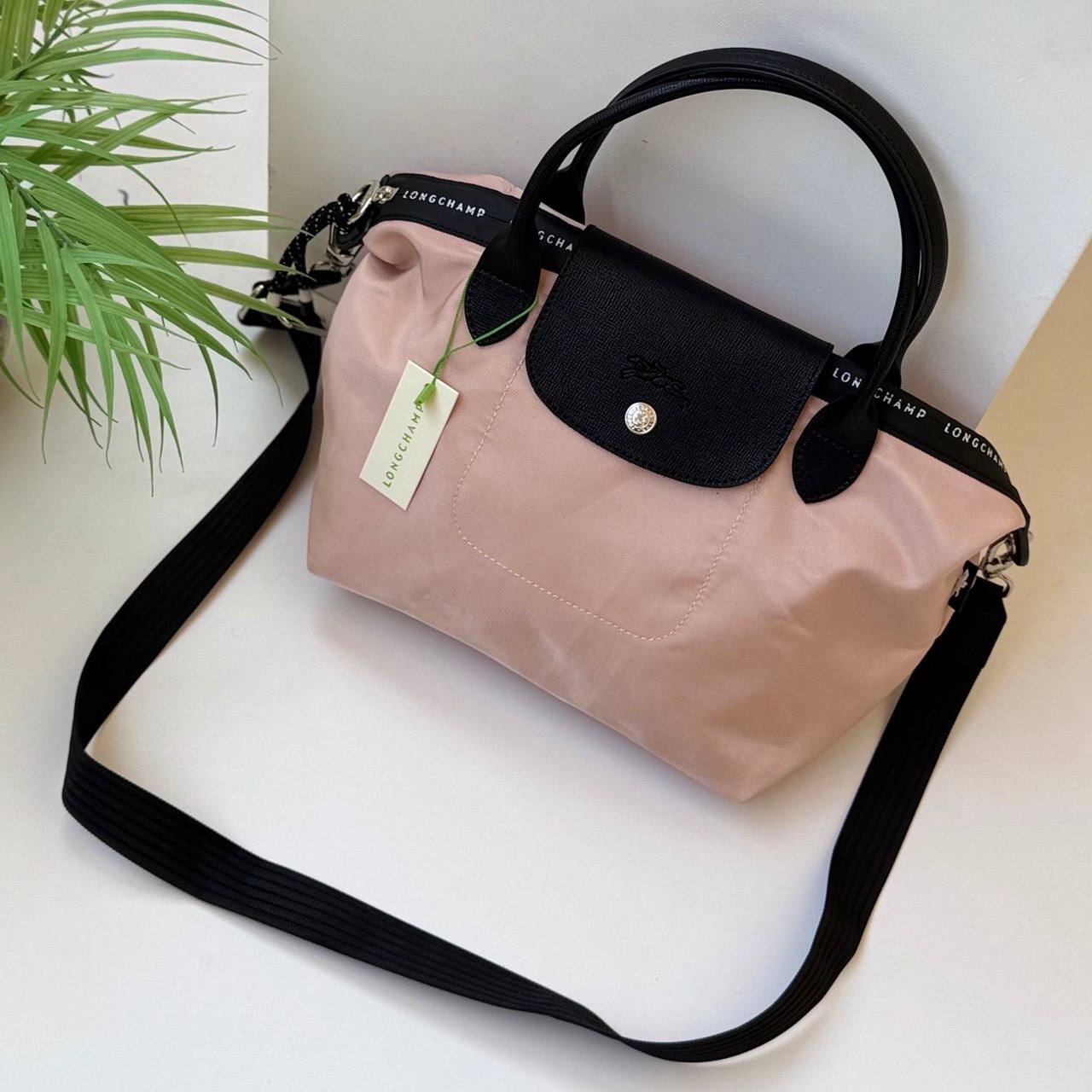 The Longchamp Medium Tote Bag - Mirror